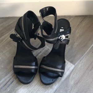 Guess Black Heels